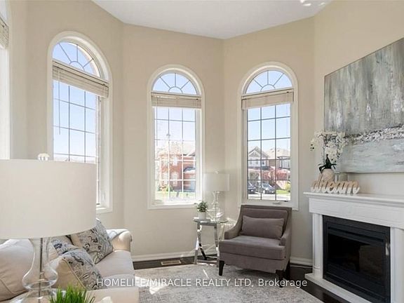 3rd image of 1009 Savoline Blvd