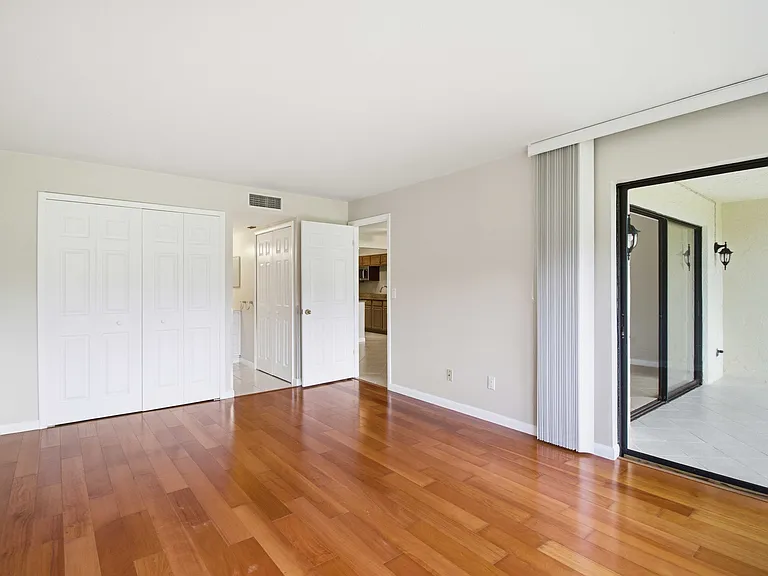 4620 Longwater Chase #4620 — Photo 13