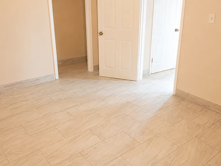 797 Crockett St — Photo 4