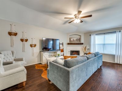 2432 Eagle Mountain Dr, Little Elm, TX, 75068