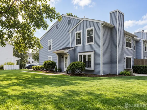 64 Almond Dr, Somerset, NJ 08873