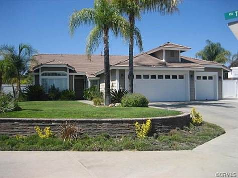 Front View...Great Curb Appeal!