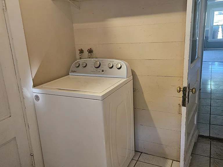 167 W Main St #1 — Photo 17