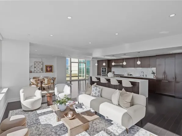 1 W Exchange St Unit 3102, Providence, RI 02903