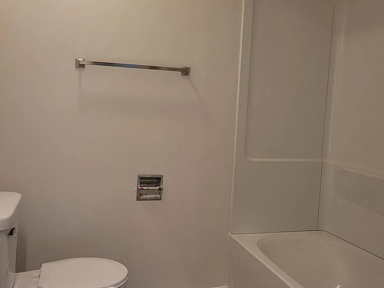 4874 Robin Dr — Photo 10