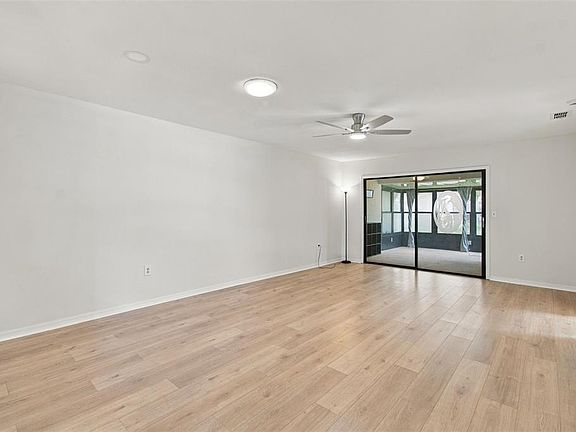 4th image of 7610 OAKMONT LANE