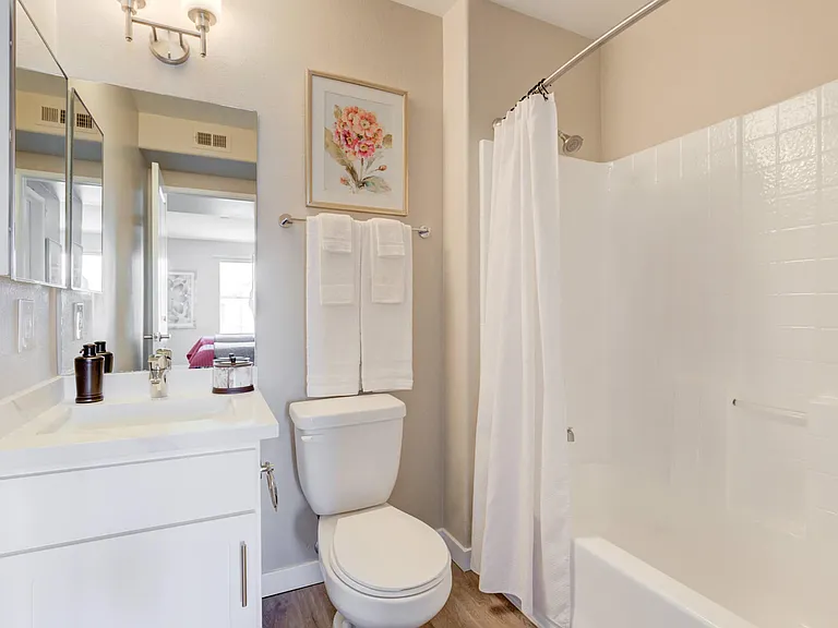 River Ranch Townhomes & Apartments — Photo 76