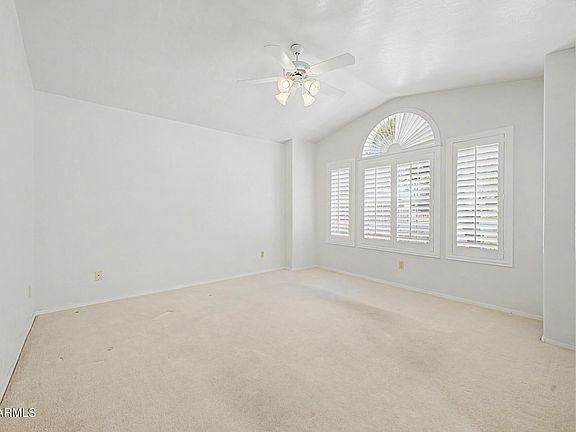 4th image of 2566 E LYNWOOD Street