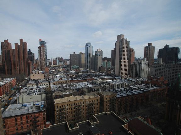 4th image of 301 E 87th St APT 19F