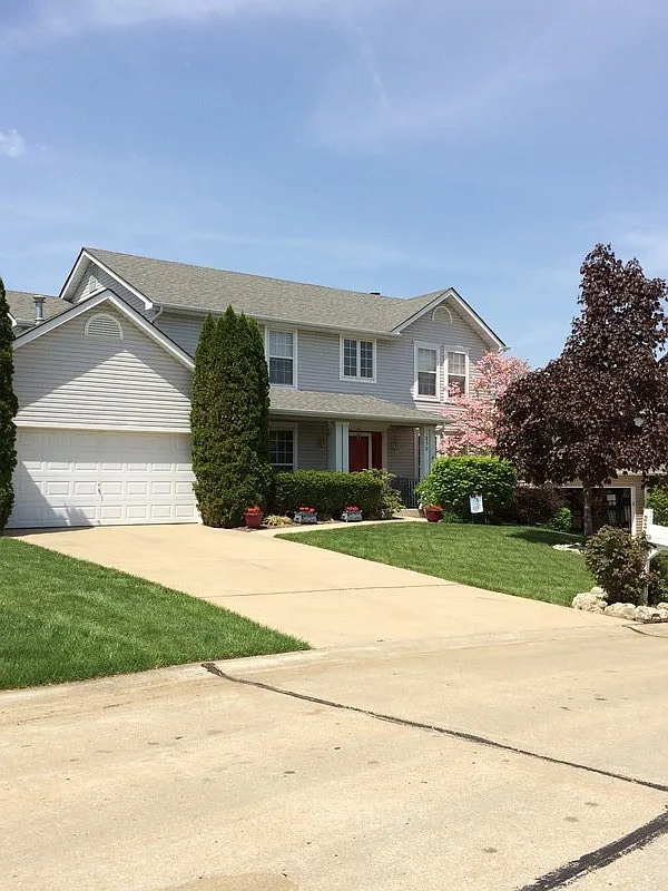230 Old Stone Ct photo 1