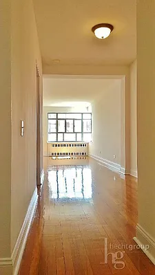 Rented by Hecht Group | media 6