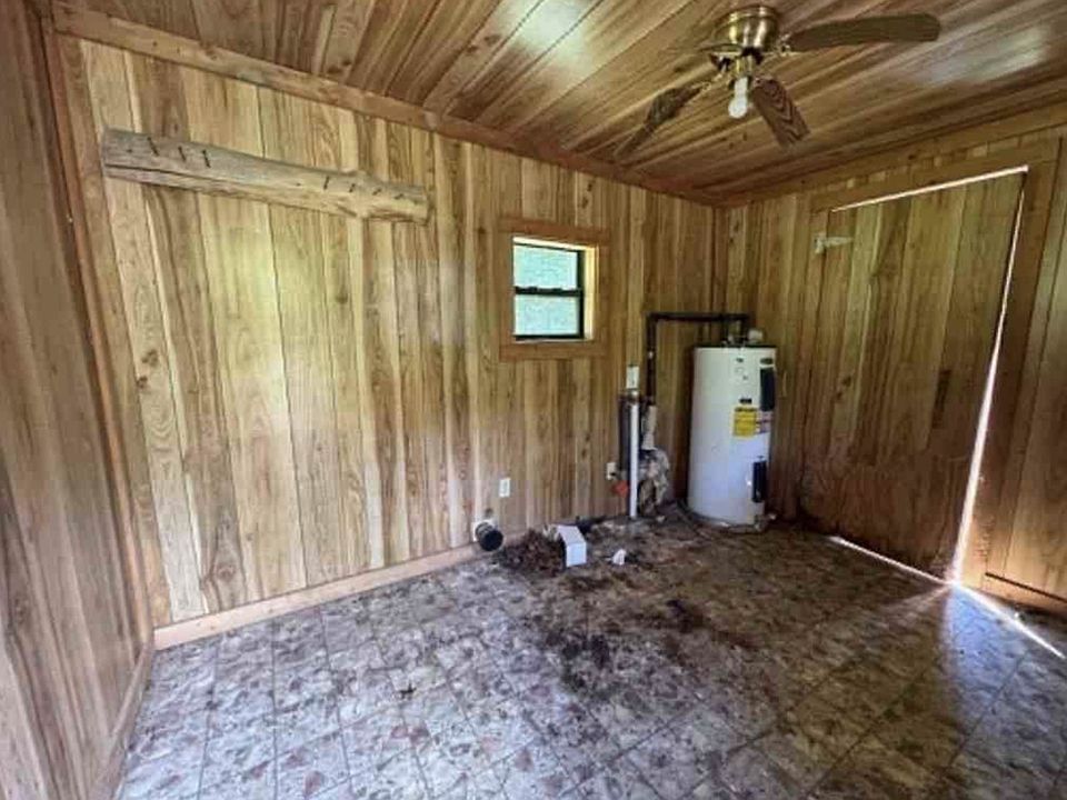 13th image of 203 Hurricane Creek Dr