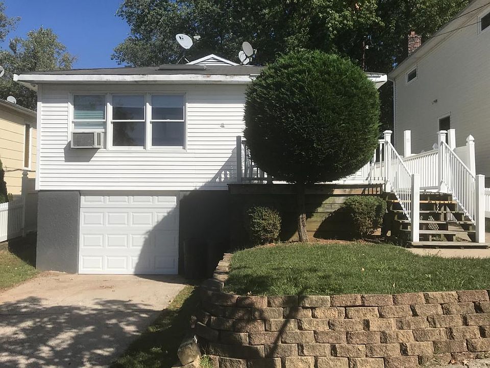 1st image of 11 Livingston Ave