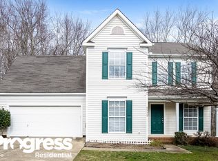 5513 Whisperfield Ln, Charlotte, NC 28215