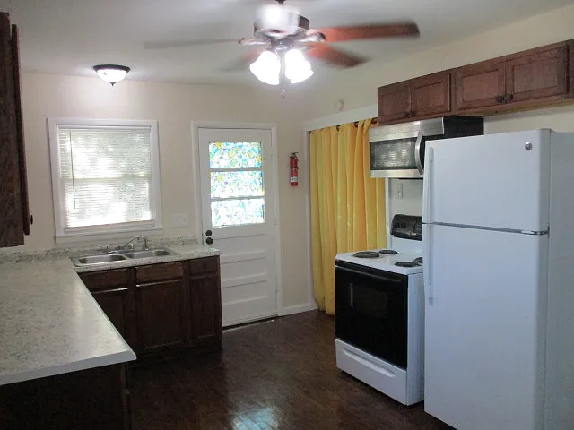 3 bed, 1100 sqft, $1,495 — Photo 4
