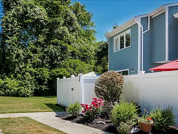 2nd image of 40 S Bay Dr #28