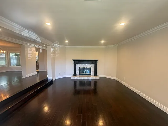 4 bed, 3556 sqft, $6,500 — Photo 2