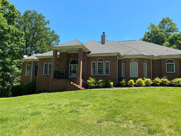 4211 Vineyard Trl