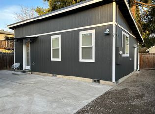 35 Tripp St, Medford, OR 97504