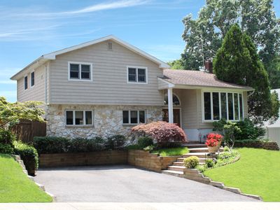 32 McLoughlin St, Glen Cove, NY, 11542