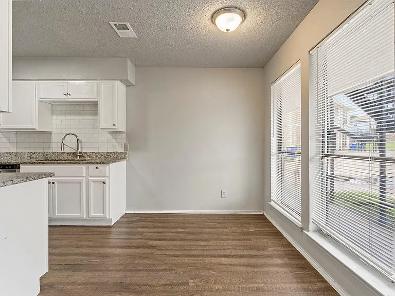 143 Allencrest Dr #A — Photo 11