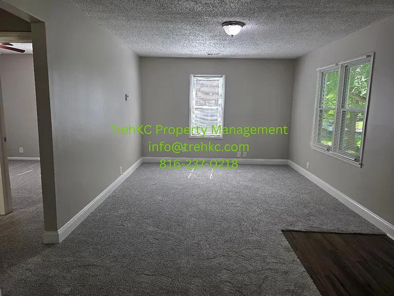 6338 Longwood Ct — Photo 5