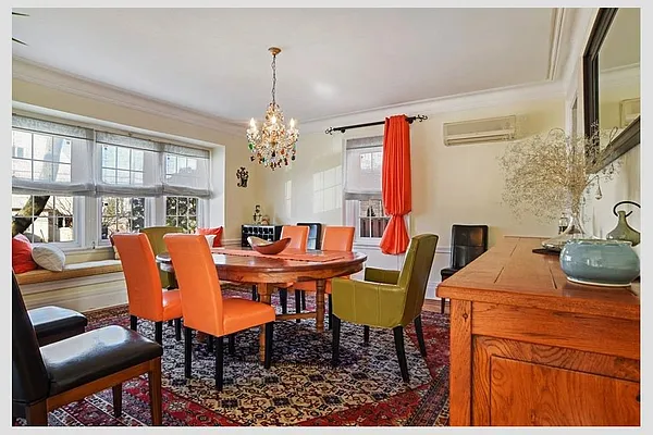 Sold by Stribling | media 4