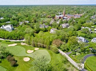 12 Indian Hill Rd, Winnetka, IL 60093