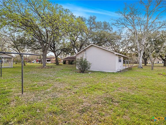 5th image of 406 Blyth Rd