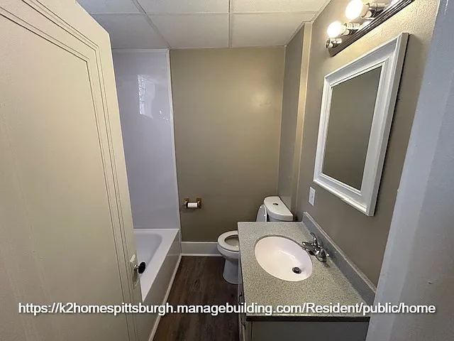 930 Woodward Ave #2 — Photo 14