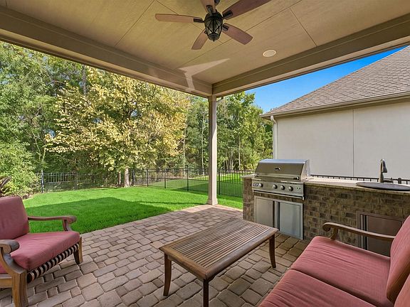 3rd image of 236 Appaloosa Ct