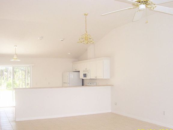 2nd image of 14A Bunker Knolls Ln