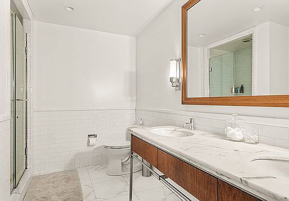 5th image of 150 Nassau St APT 20C