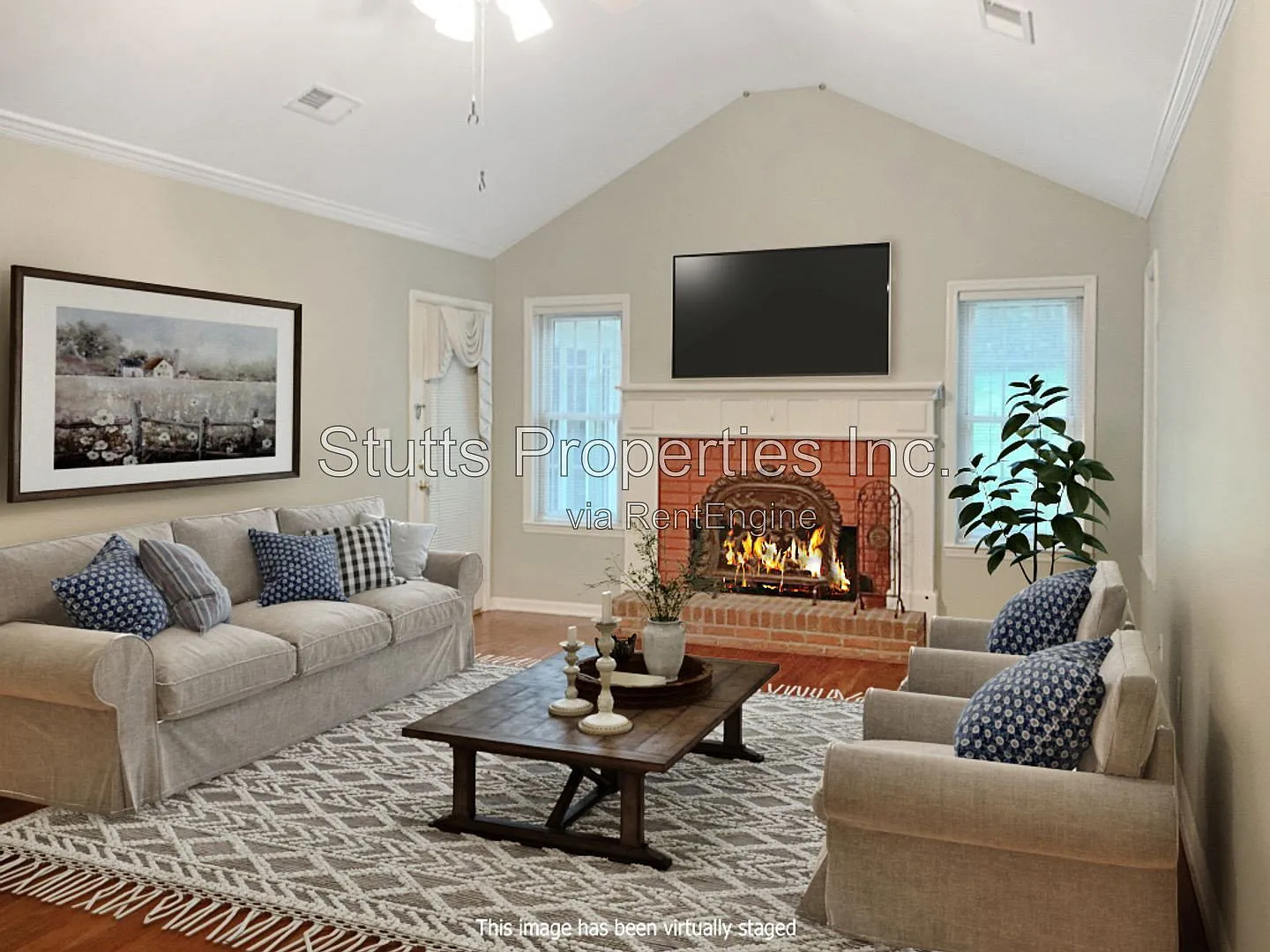 3 bed, 2.0 bath, 1690 sqft, $1,595 — Photo 2