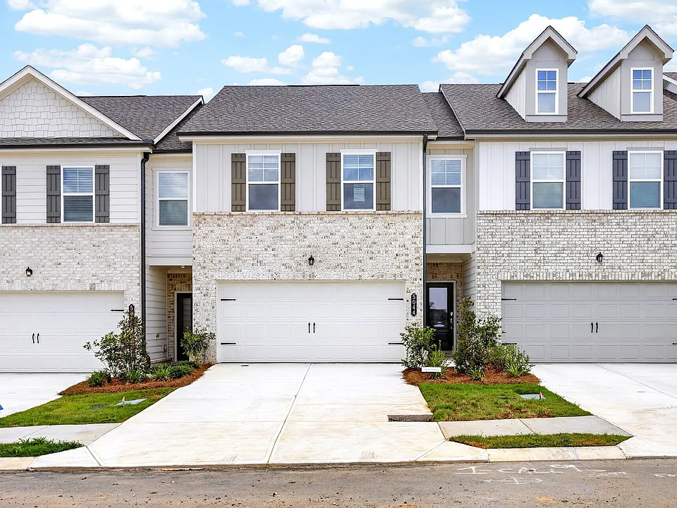 5044 Highwood Dr