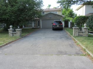 14 Liebeck Cres, Markham, ON L3R 1Y5