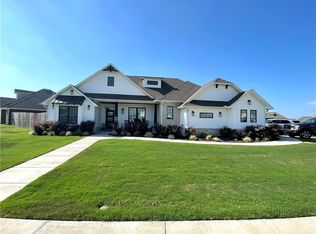 709 Macdonald Dr, Pea Ridge, AR 72751