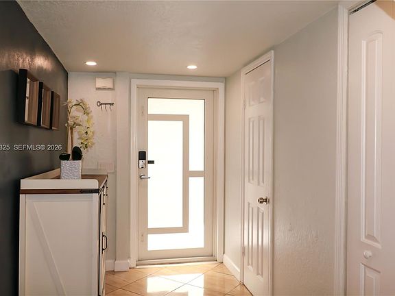3rd image of 400 NW 107th Ave APT 10C