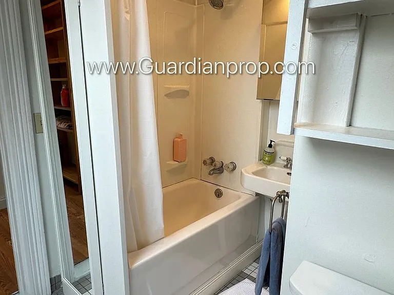 4829 Vincent Ave S #2 — Photo 17