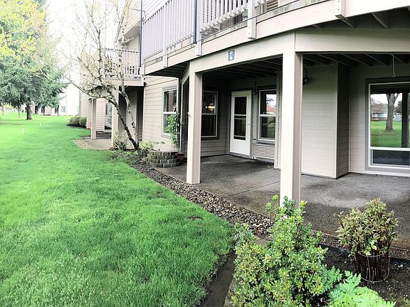 5th image of 2506 SE Baypoint Dr Unit 45