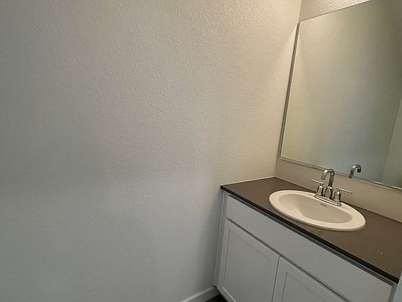 4th image of 3724 Sequoia Ct
