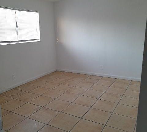 3rd image of 1555 Sepulveda Ave APT 3