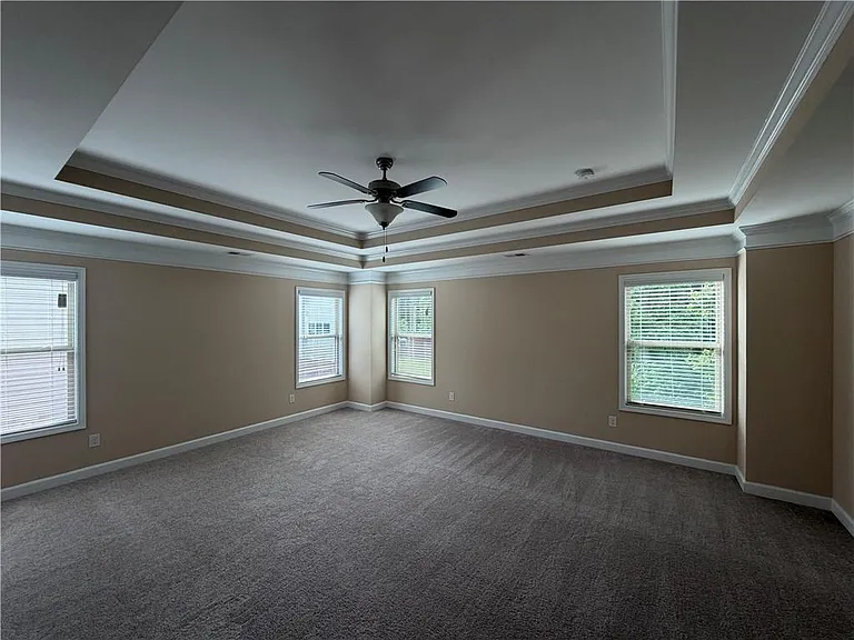 4525 Highfield Dr — Photo 9