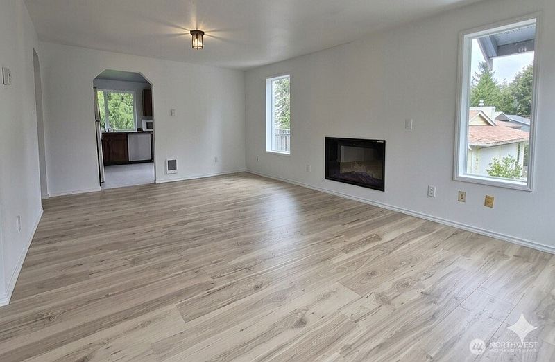 5th image of 7195 E Stanley Lane