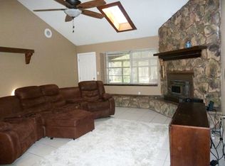 225 S Queens Dr, Slidell, LA 70458