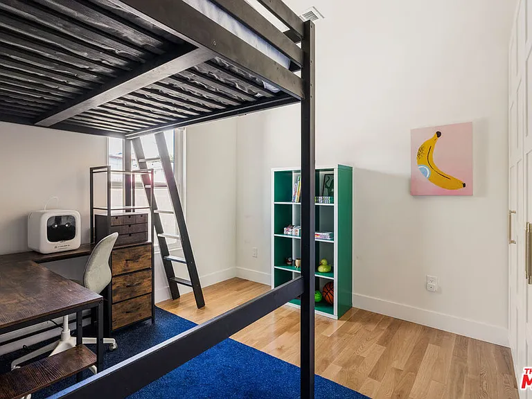 137 E Avenue 43 — Photo 19