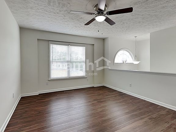 5th image of 6025 Brentwood Park Pl