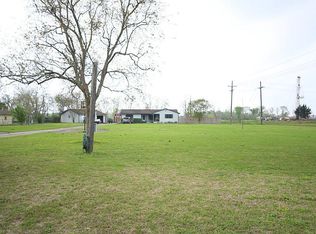 554 Greenhouse Rd, Alvin, TX 77511