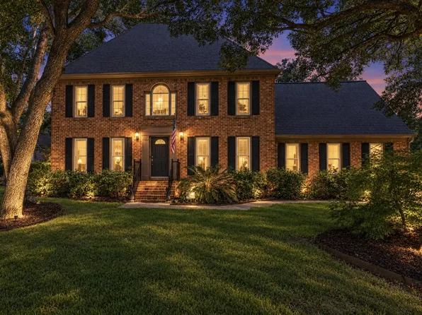 101 Canter Ct, Goose Creek, SC 29445