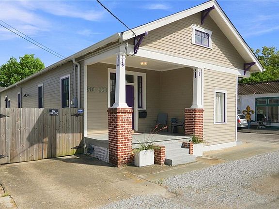 3rd image of 903 Lizardi St